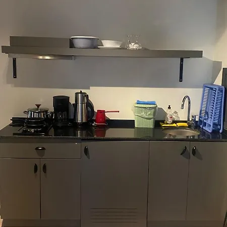 Superb Flat With Balcony Near Hadrian's Gate Apartment *